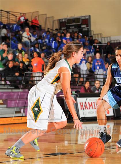 Thumbnail 1 in Rock Bridge vs. Centennial (Nike Tournament of Champions) photogallery.