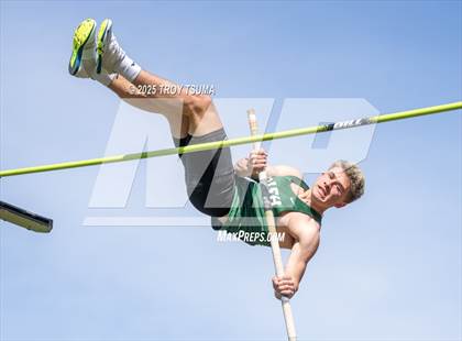 Thumbnail 1 in Oregon Relays  photogallery.