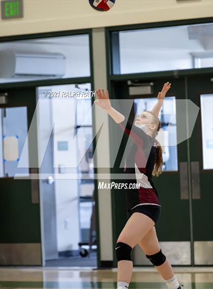 Thumbnail 2 in Orland vs. West Valley (CIF NS D3 Final) photogallery.