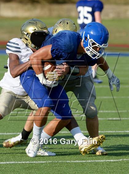 Thumbnail 1 in Knoxville Catholic @ McCallie (Scrimmage)  photogallery.