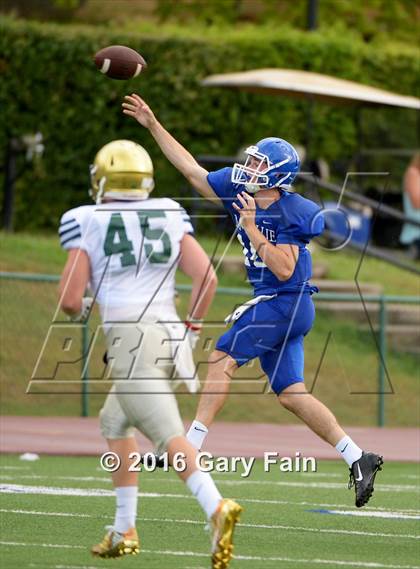 Thumbnail 3 in Knoxville Catholic @ McCallie (Scrimmage)  photogallery.