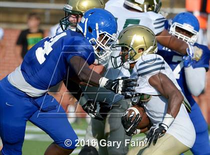 Thumbnail 3 in Knoxville Catholic @ McCallie (Scrimmage)  photogallery.