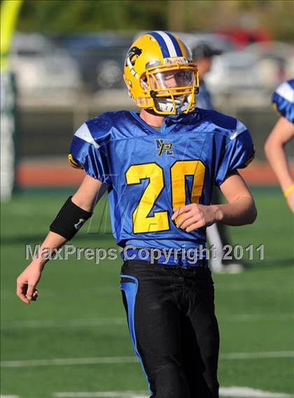 Thumbnail 1 in North Lamar vs. Henderson (3A Region 2 Bi-District Playoffs) photogallery.