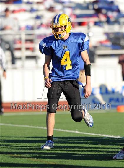 Thumbnail 2 in North Lamar vs. Henderson (3A Region 2 Bi-District Playoffs) photogallery.
