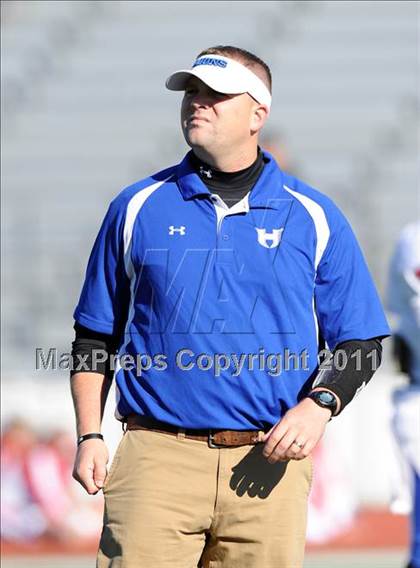 Thumbnail 3 in North Lamar vs. Henderson (3A Region 2 Bi-District Playoffs) photogallery.