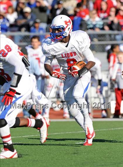 Thumbnail 3 in North Lamar vs. Henderson (3A Region 2 Bi-District Playoffs) photogallery.