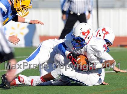 Thumbnail 2 in North Lamar vs. Henderson (3A Region 2 Bi-District Playoffs) photogallery.