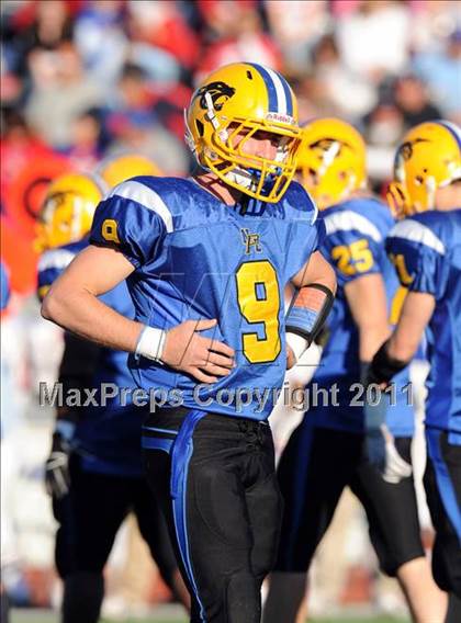 Thumbnail 2 in North Lamar vs. Henderson (3A Region 2 Bi-District Playoffs) photogallery.