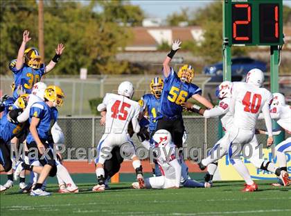 Thumbnail 2 in North Lamar vs. Henderson (3A Region 2 Bi-District Playoffs) photogallery.