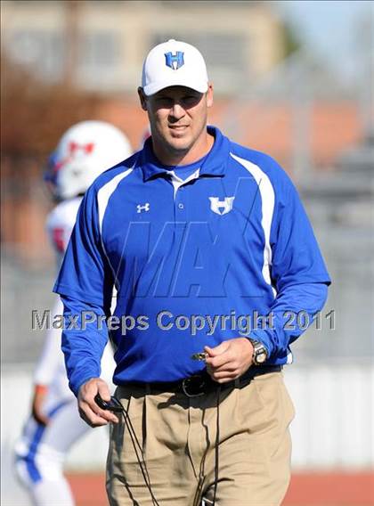 Thumbnail 1 in North Lamar vs. Henderson (3A Region 2 Bi-District Playoffs) photogallery.