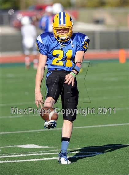 Thumbnail 1 in North Lamar vs. Henderson (3A Region 2 Bi-District Playoffs) photogallery.