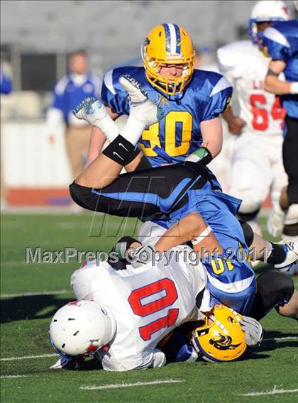 Thumbnail 1 in North Lamar vs. Henderson (3A Region 2 Bi-District Playoffs) photogallery.