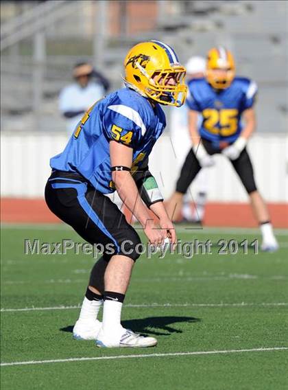 Thumbnail 1 in North Lamar vs. Henderson (3A Region 2 Bi-District Playoffs) photogallery.