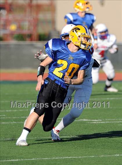 Thumbnail 1 in North Lamar vs. Henderson (3A Region 2 Bi-District Playoffs) photogallery.