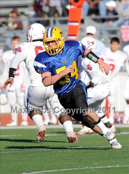 Thumbnail 3 in North Lamar vs. Henderson (3A Region 2 Bi-District Playoffs) photogallery.