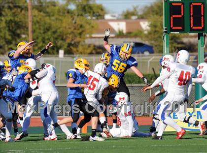 Thumbnail 3 in North Lamar vs. Henderson (3A Region 2 Bi-District Playoffs) photogallery.