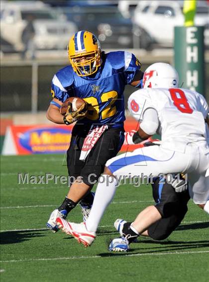 Thumbnail 3 in North Lamar vs. Henderson (3A Region 2 Bi-District Playoffs) photogallery.