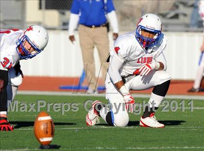 Thumbnail 1 in North Lamar vs. Henderson (3A Region 2 Bi-District Playoffs) photogallery.