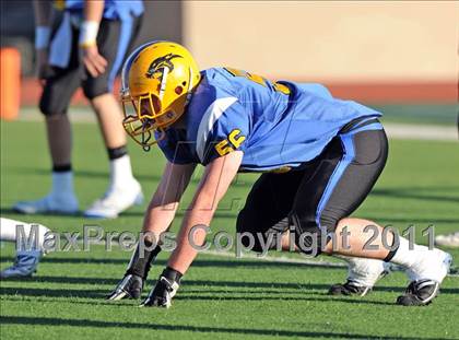 Thumbnail 1 in North Lamar vs. Henderson (3A Region 2 Bi-District Playoffs) photogallery.