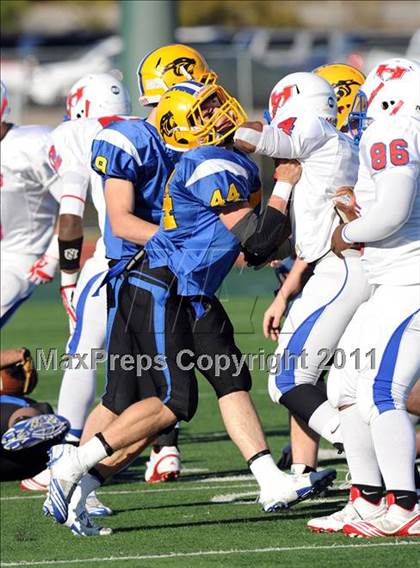 Thumbnail 1 in North Lamar vs. Henderson (3A Region 2 Bi-District Playoffs) photogallery.