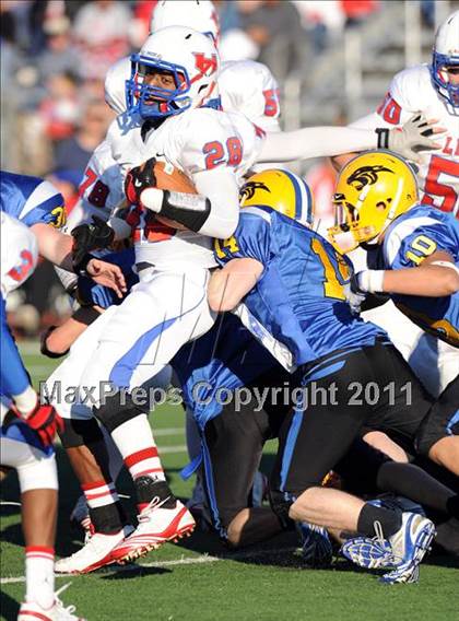 Thumbnail 1 in North Lamar vs. Henderson (3A Region 2 Bi-District Playoffs) photogallery.