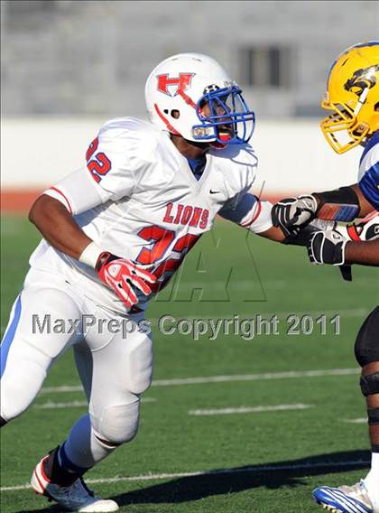Thumbnail 1 in North Lamar vs. Henderson (3A Region 2 Bi-District Playoffs) photogallery.