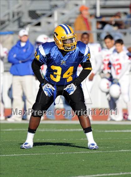 Thumbnail 3 in North Lamar vs. Henderson (3A Region 2 Bi-District Playoffs) photogallery.