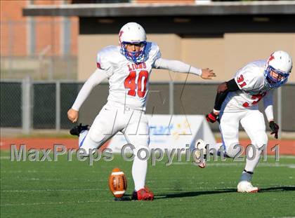 Thumbnail 1 in North Lamar vs. Henderson (3A Region 2 Bi-District Playoffs) photogallery.