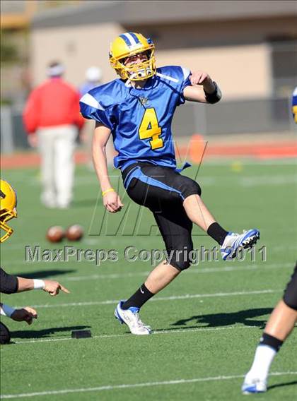 Thumbnail 2 in North Lamar vs. Henderson (3A Region 2 Bi-District Playoffs) photogallery.