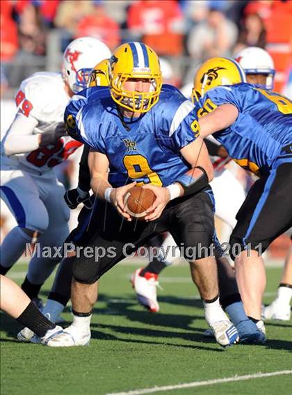 Thumbnail 3 in North Lamar vs. Henderson (3A Region 2 Bi-District Playoffs) photogallery.