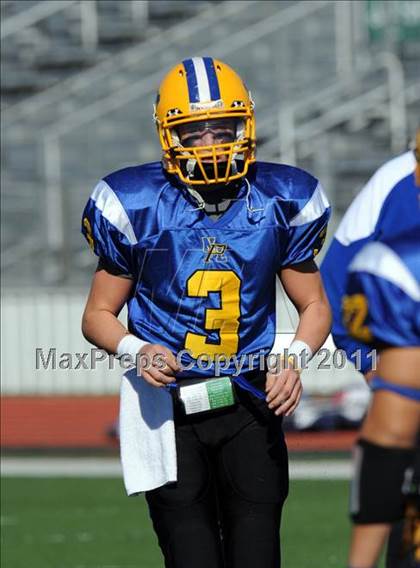Thumbnail 2 in North Lamar vs. Henderson (3A Region 2 Bi-District Playoffs) photogallery.