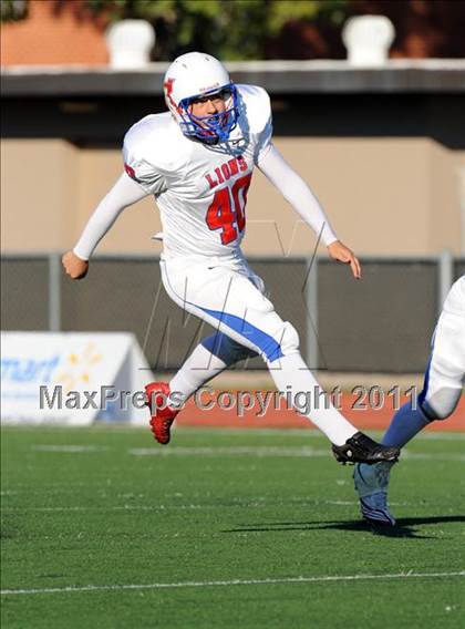 Thumbnail 3 in North Lamar vs. Henderson (3A Region 2 Bi-District Playoffs) photogallery.