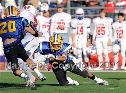 Thumbnail 1 in North Lamar vs. Henderson (3A Region 2 Bi-District Playoffs) photogallery.