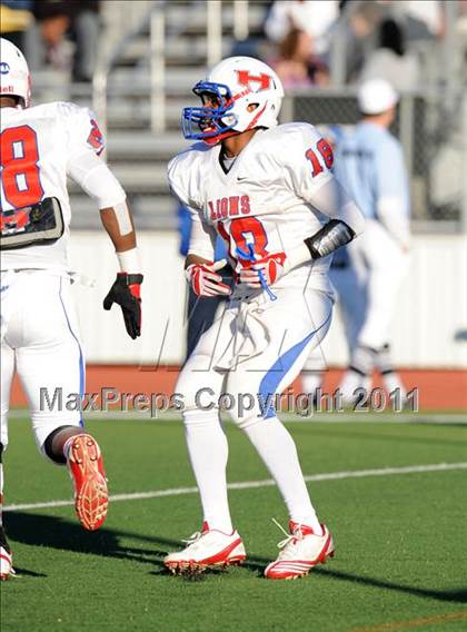 Thumbnail 3 in North Lamar vs. Henderson (3A Region 2 Bi-District Playoffs) photogallery.