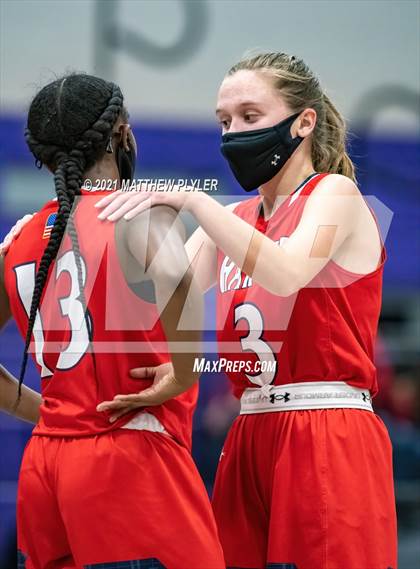 Thumbnail 2 in Wayne Country Day vs Village Christian Academy (NCISAA 2A State Playoffs - Third Round) photogallery.