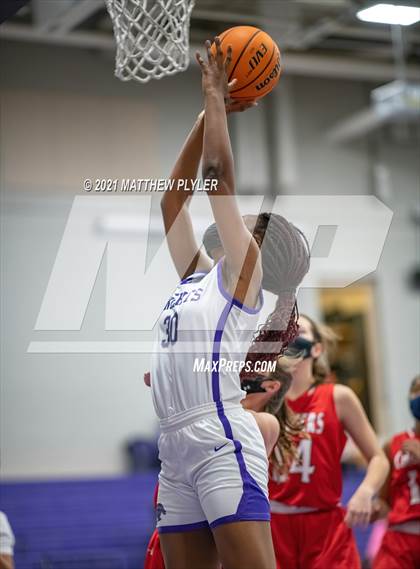 Thumbnail 3 in Wayne Country Day vs Village Christian Academy (NCISAA 2A State Playoffs - Third Round) photogallery.