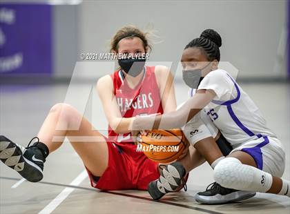 Thumbnail 3 in Wayne Country Day vs Village Christian Academy (NCISAA 2A State Playoffs - Third Round) photogallery.