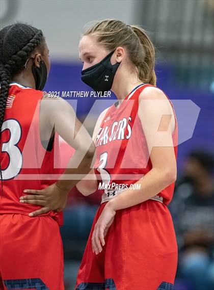 Thumbnail 1 in Wayne Country Day vs Village Christian Academy (NCISAA 2A State Playoffs - Third Round) photogallery.