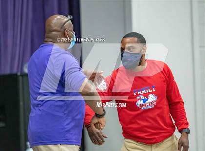 Thumbnail 1 in Wayne Country Day vs Village Christian Academy (NCISAA 2A State Playoffs - Third Round) photogallery.