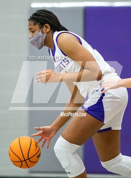 Thumbnail 3 in Wayne Country Day vs Village Christian Academy (NCISAA 2A State Playoffs - Third Round) photogallery.