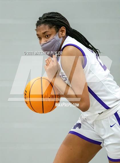 Thumbnail 1 in Wayne Country Day vs Village Christian Academy (NCISAA 2A State Playoffs - Third Round) photogallery.