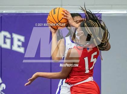 Thumbnail 3 in Wayne Country Day vs Village Christian Academy (NCISAA 2A State Playoffs - Third Round) photogallery.