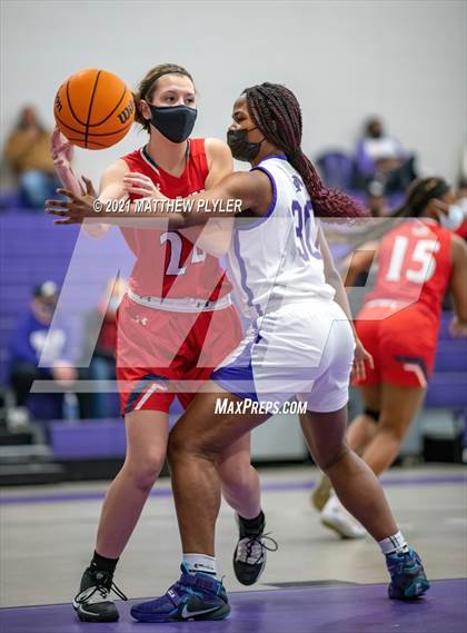 Thumbnail 2 in Wayne Country Day vs Village Christian Academy (NCISAA 2A State Playoffs - Third Round) photogallery.