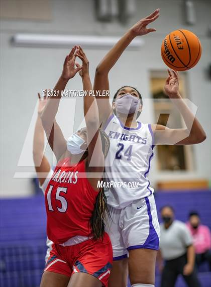 Thumbnail 2 in Wayne Country Day vs Village Christian Academy (NCISAA 2A State Playoffs - Third Round) photogallery.