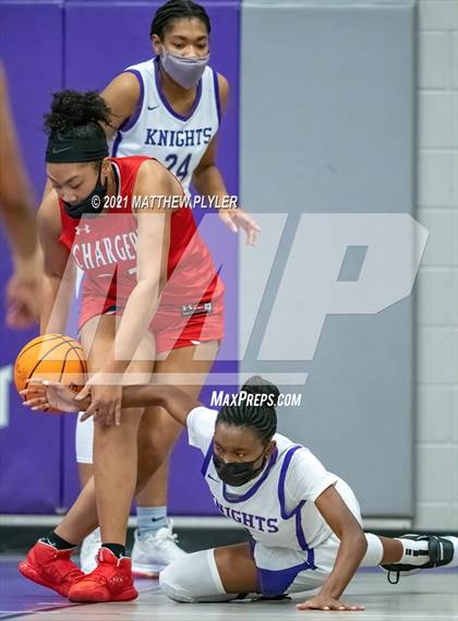 Thumbnail 1 in Wayne Country Day vs Village Christian Academy (NCISAA 2A State Playoffs - Third Round) photogallery.