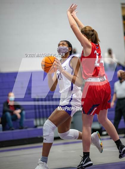 Thumbnail 2 in Wayne Country Day vs Village Christian Academy (NCISAA 2A State Playoffs - Third Round) photogallery.