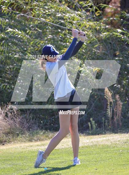 Thumbnail 3 in Sierra Foothill League Tournament photogallery.
