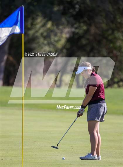 Thumbnail 3 in Sierra Foothill League Tournament photogallery.