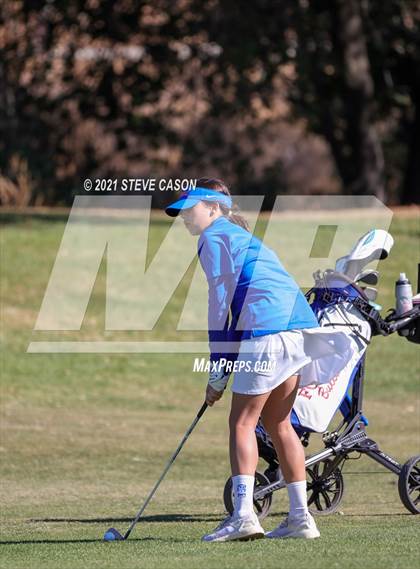 Thumbnail 3 in Sierra Foothill League Tournament photogallery.