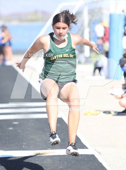 Thumbnail 3 in 6th Annual Marana Invitational photogallery.